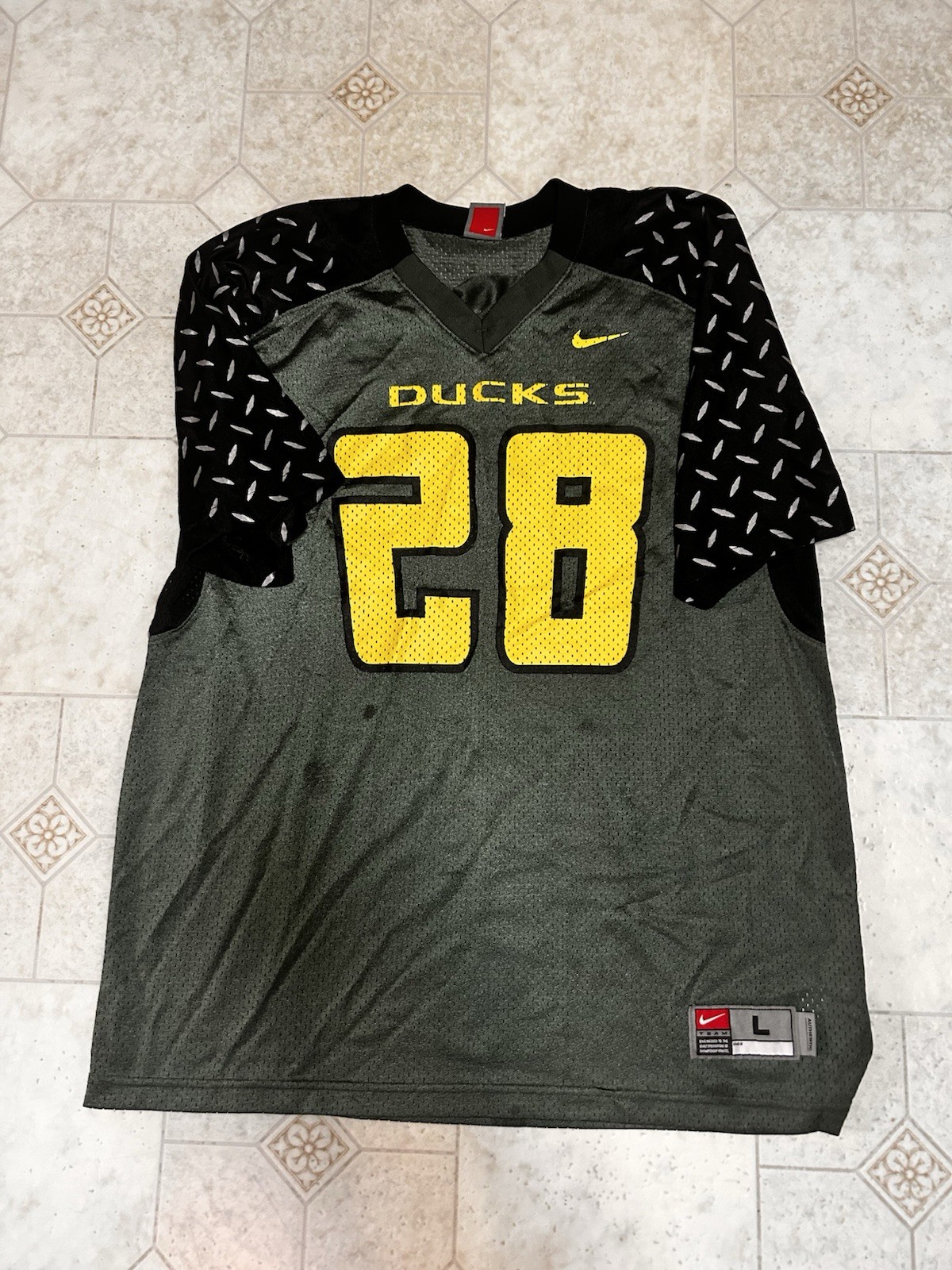 Nike Oregon Ducks #28 Team Football Jersey L Green Black Yellow Authentic NCAA