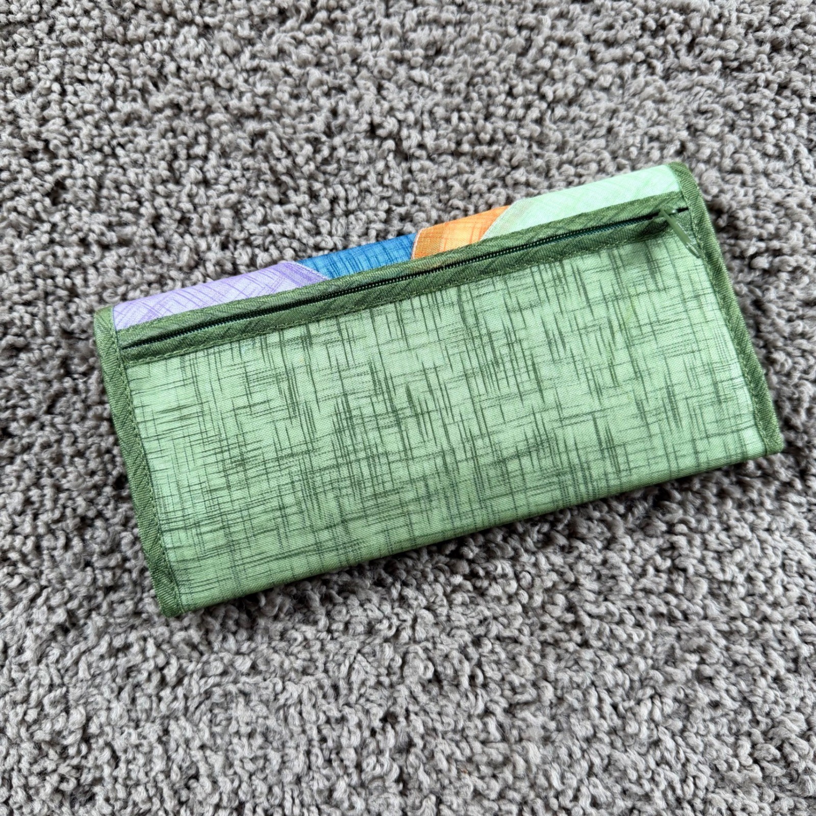 Handmade Patchwork Fabric Wallet Green Floral Emb… - image 2