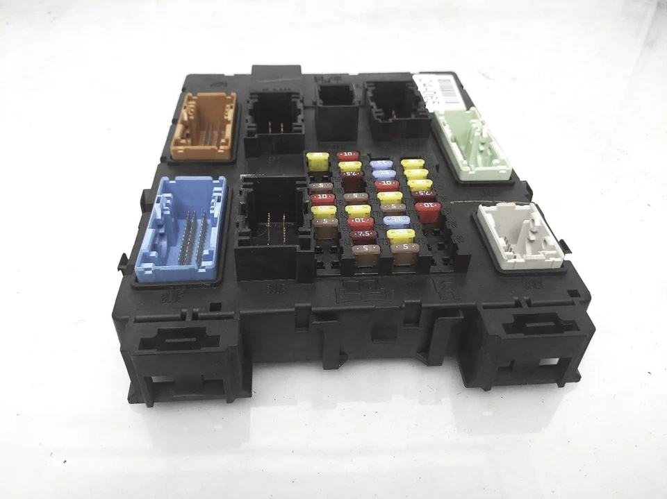 Ford C-Max 2013 híbrido auto caja de fusibles carrocería módulo de control Bv6n-14A073-Pd Foto 4 de 4