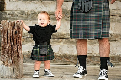 Tenue Bébé écossaise Avec Kilt, Chaussettes Et Sporran – Taille 4-12 Mois