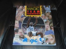 1992 1993 ORLANDO MAGIC NBA BASKETBALL YEARBOOK  SHAQ ROOKIE NR MINT