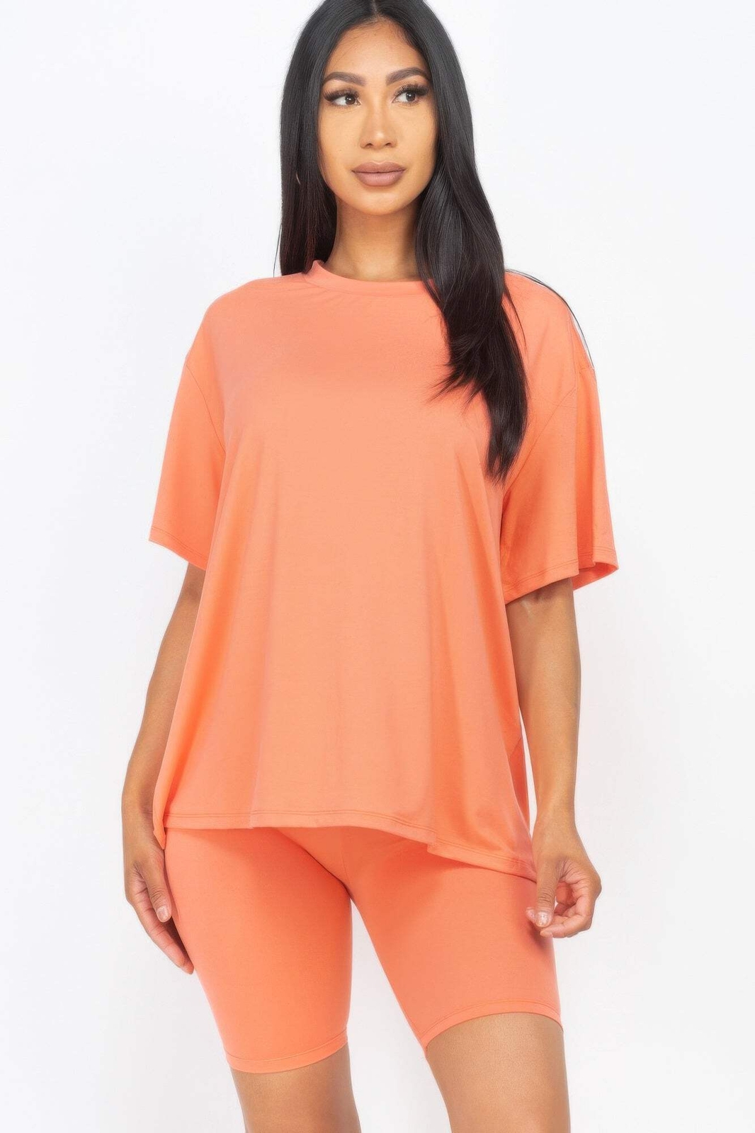 Loose Fit Top & Biker Shorts Set-image