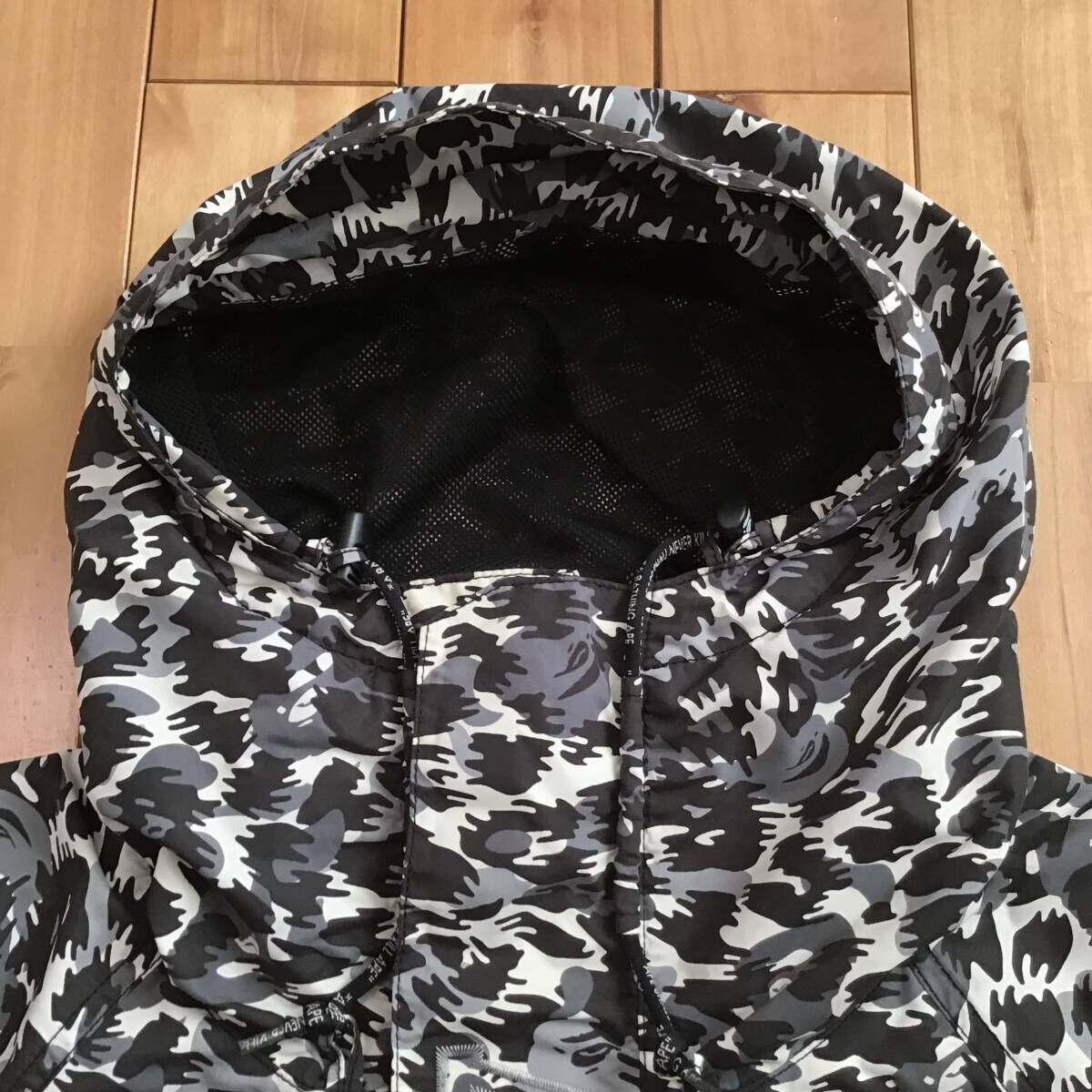 s*a様 BAPE レオパード ダウンジャケット APE ABATHINGAPE BAPE Leopard camo hoodie snowboard jacket a bathing ape NIGO Size