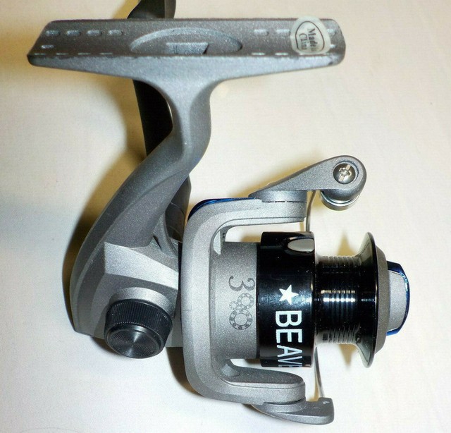 BEAVER DAM ICE FISHING CRAPPIE BLUEGILL PERCH REEL 3+1 BEARING 5.2/1