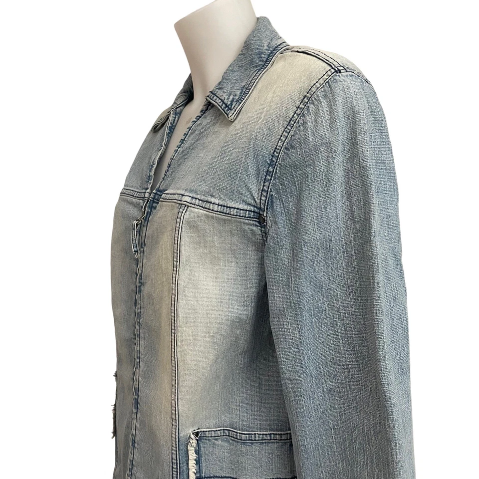 Женская джинсовая куртка DANA BUCHMAN на молнии с кислотной стиркой, бахрома подол размер 16 - Изображение 3 из 4