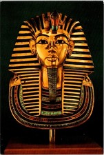Postcard Tutankhamun Gold Mummy Mask Egyptian Museum Cairo C45