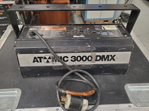 Martin Atomic 3000 DMX Strobe Light 208V - Picture 2 of 5