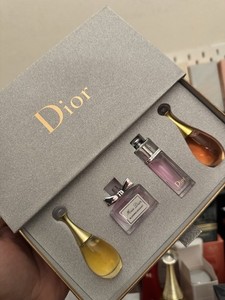 ⭐ディオール mini ミニ セット　新品/未使用 Dior - ディオール ミニチュア ギフトセット の通販 by ふぁーこ's