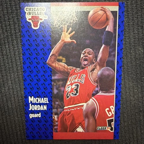 1991-92 Fleer - Michael Jordan #29