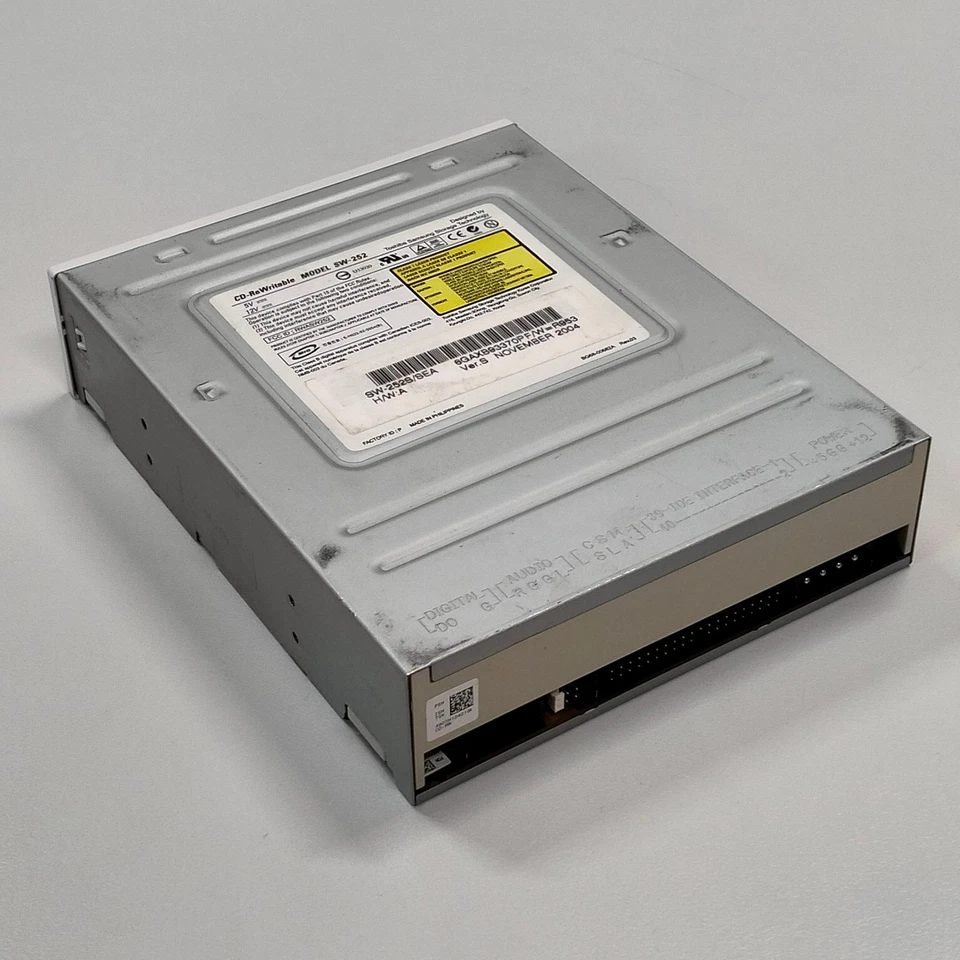Toshiba Samsung SW-252 CD±RW 52x/32x/52x SATA Optical Drive F/W R953 SW-252S/SEA - Image 3 of 4