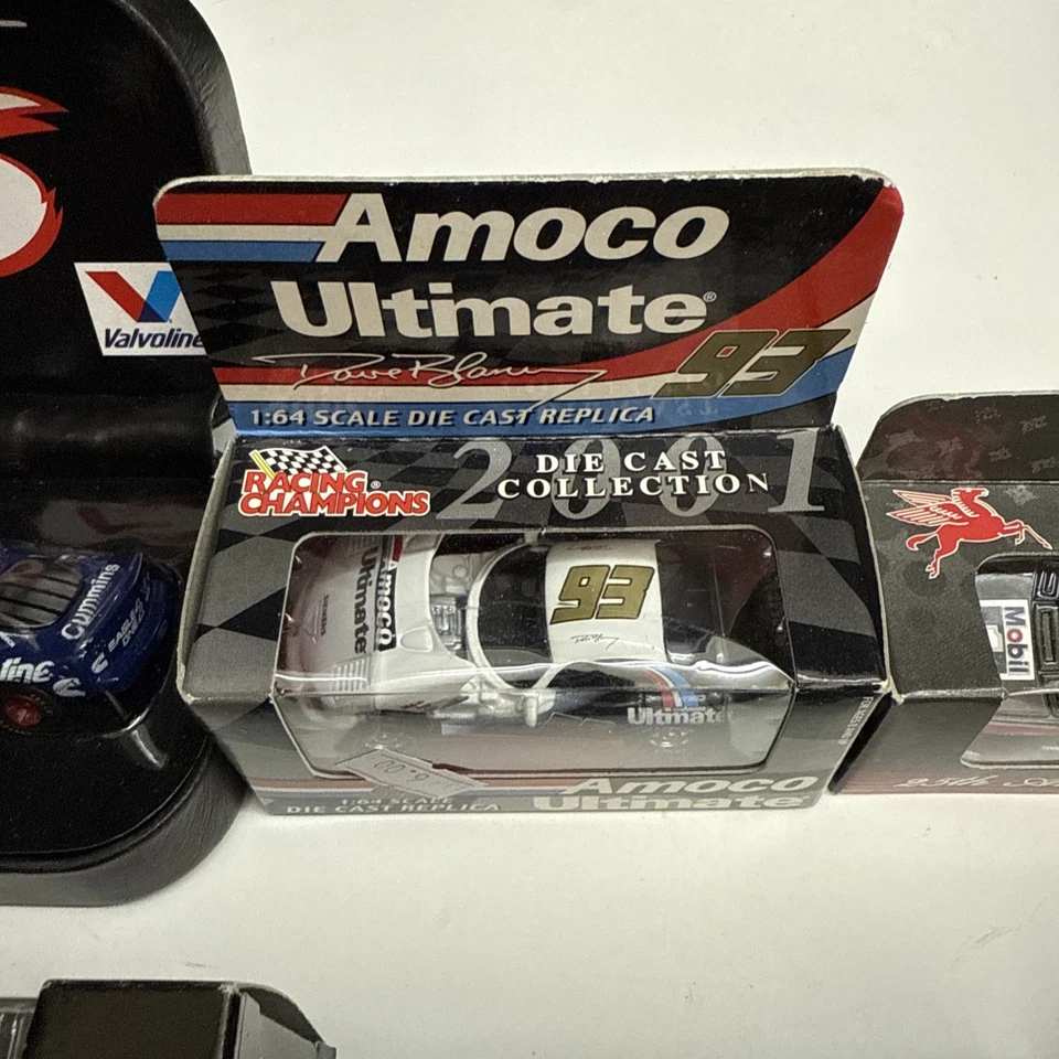 Lot Of 8 1/64 Scale Diecast Car Lot Ofc8 NASCAR Diecast Action Revell Kellogg's - Image 3 of 4