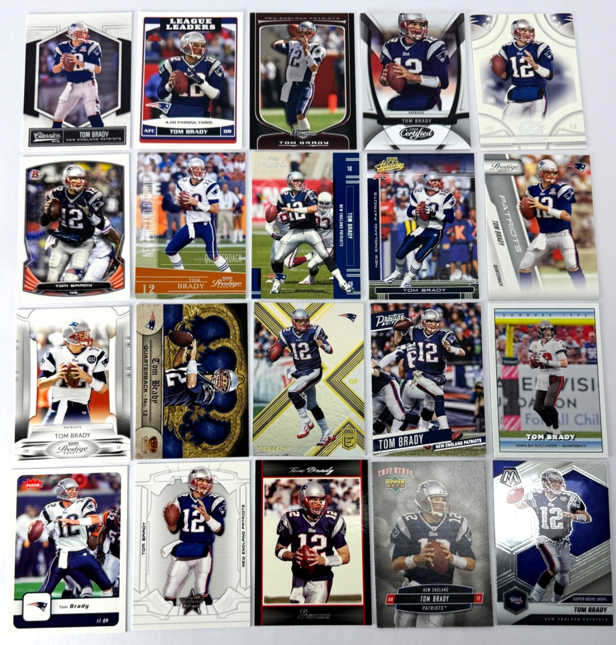 NFL Goat TOM BRADY Mixed Football Card Lot of (20) / NFL Legend Investment Lot