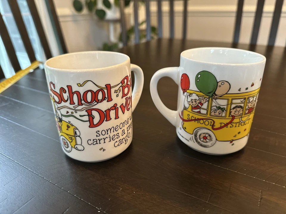 Lote de 2 tazas de té de café de colección para conductor de autobús escolar Foto 3 de 4