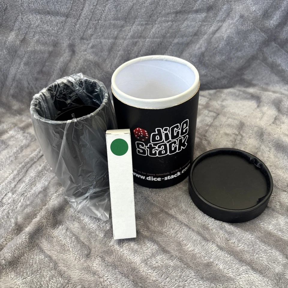 Würfel Stapel Pro Cup Set. Fünf Rasierkanten 19 mm echte Casino Würfel in einer Box. - Bild 4 von 4