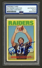 Raymond Chester Signed 1972 Topps Rookie Card #143 (PSA) Raiders Auto RC