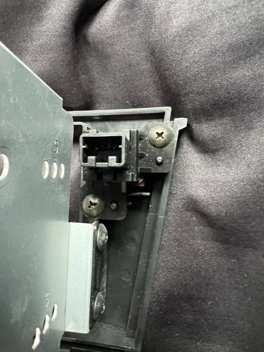 BP5/BP9/BPE/BL5/BL9/BLE Subaru Legacy genuine audio panel navigation panel car - Image 4 of 4