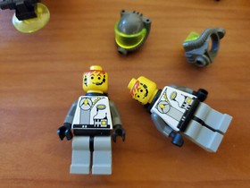 Vintage 1996 LEGO 6938/1737 Space Scorpion Detector 95% Complete