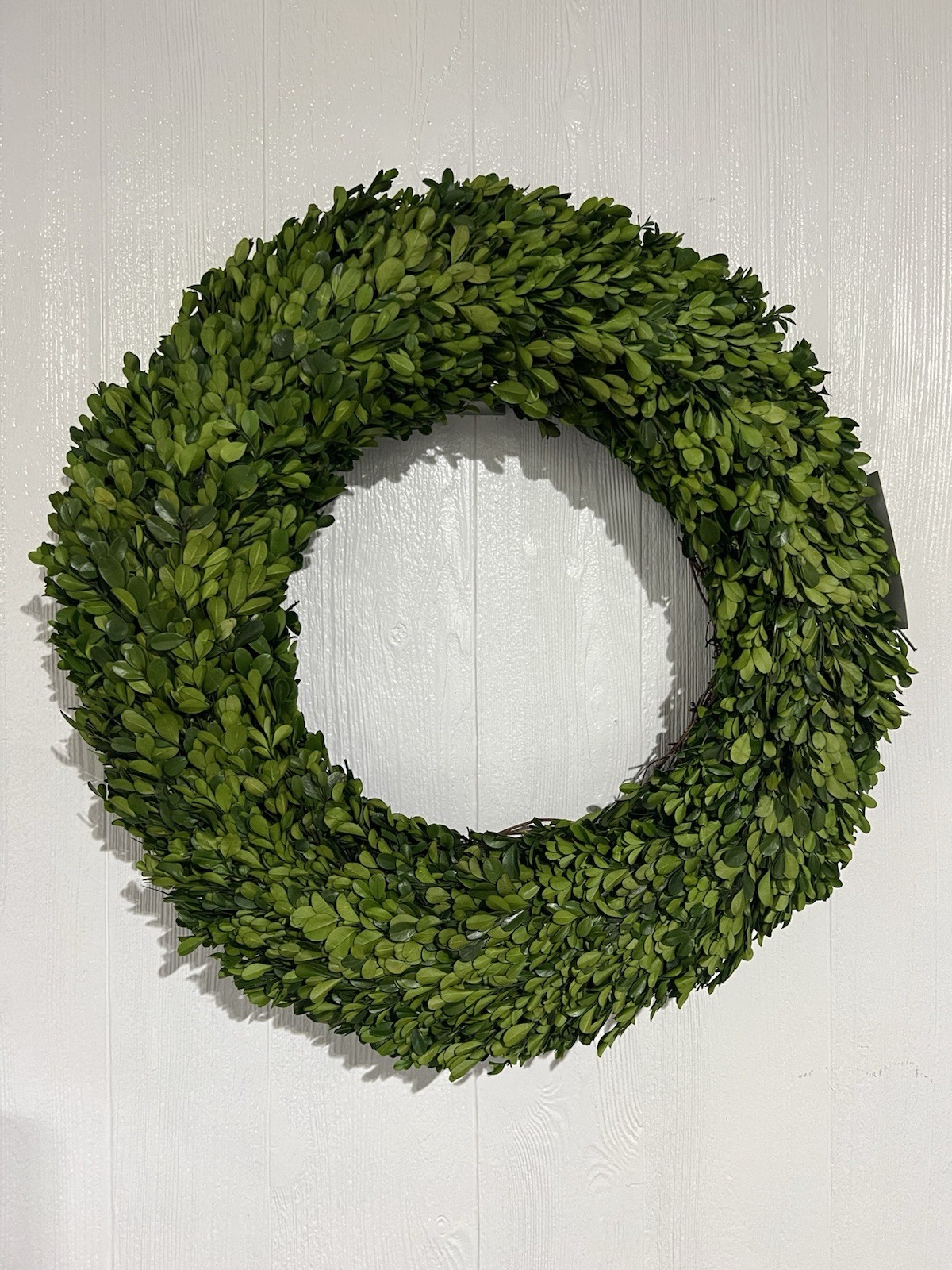 Realistic 24 Inch Artificial Boxwood Wreath with Green Leaves