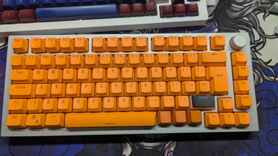 Glorious GMMK Pro TKL Mechanische Tastatur mit Keycaps und Switches OVP