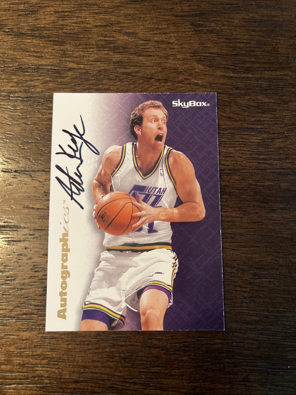 1996-97 Skybox Premium - Autographics Adam Keefe Black Ink (AU) Utah Jazz NBA