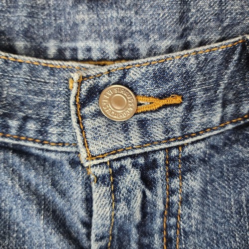 Vtg Levis 550 Denim Jean Shorts Mens 38 Relaxed Fit Blue Jorts Y2K Dad - Picture 3 of 15