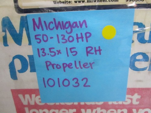 *NEW* 0820 Michigan 50 - 130HP 13.5 × 15 RH Propeller 101032 - Picture 7 of 9