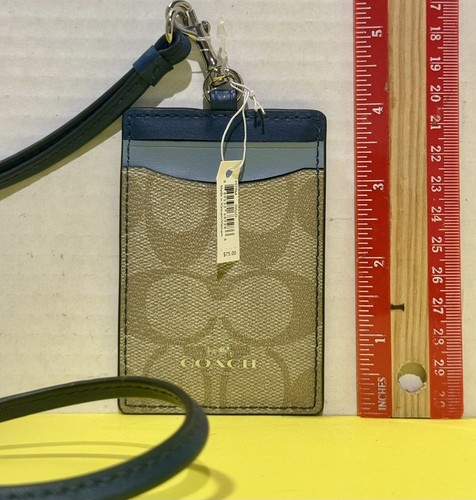 NWT COACH Id Lanyard In Signature Canvas Light Khaki Monogram Chalk - Picture 5 of 6