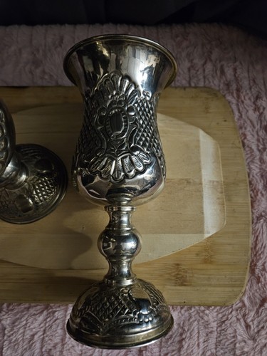 Goblet Pair For The Bold! Vintage, Made In India. Believe Hand Tooled. Artwork!! - Picture 9 of 16