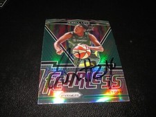 JEWELL LOYD SIGNED AUTOGRAPHED 2021 PANINI PRIZM FEARLESS GREEN INSERT CARD # 17