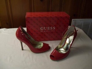 guess shoe size