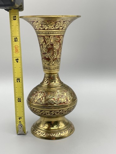 Vintage Hammered and Enameled Brass Vase Morish Design Red Gold Floral - Picture 5 of 7