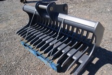 13 ton heavy duty HARDOX 450 Excavator Screening Rake VAT INC !!!!