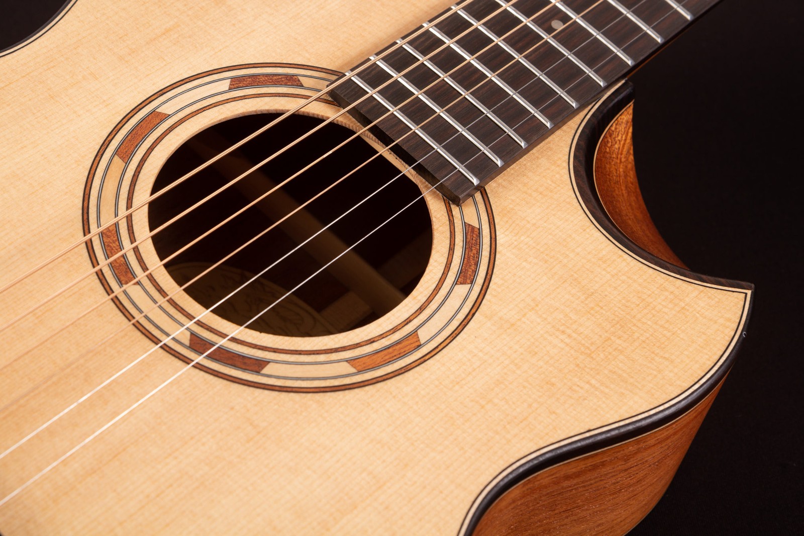 Washburn Mini Grand Auditorium Comfort Travel Acoustic Guitar