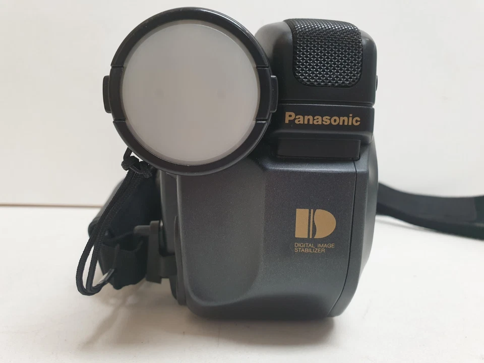 Panasonic NV-S5B Palmcorder VHSC w/ Case Power Supply & Instructions Untested - Image 4 of 4