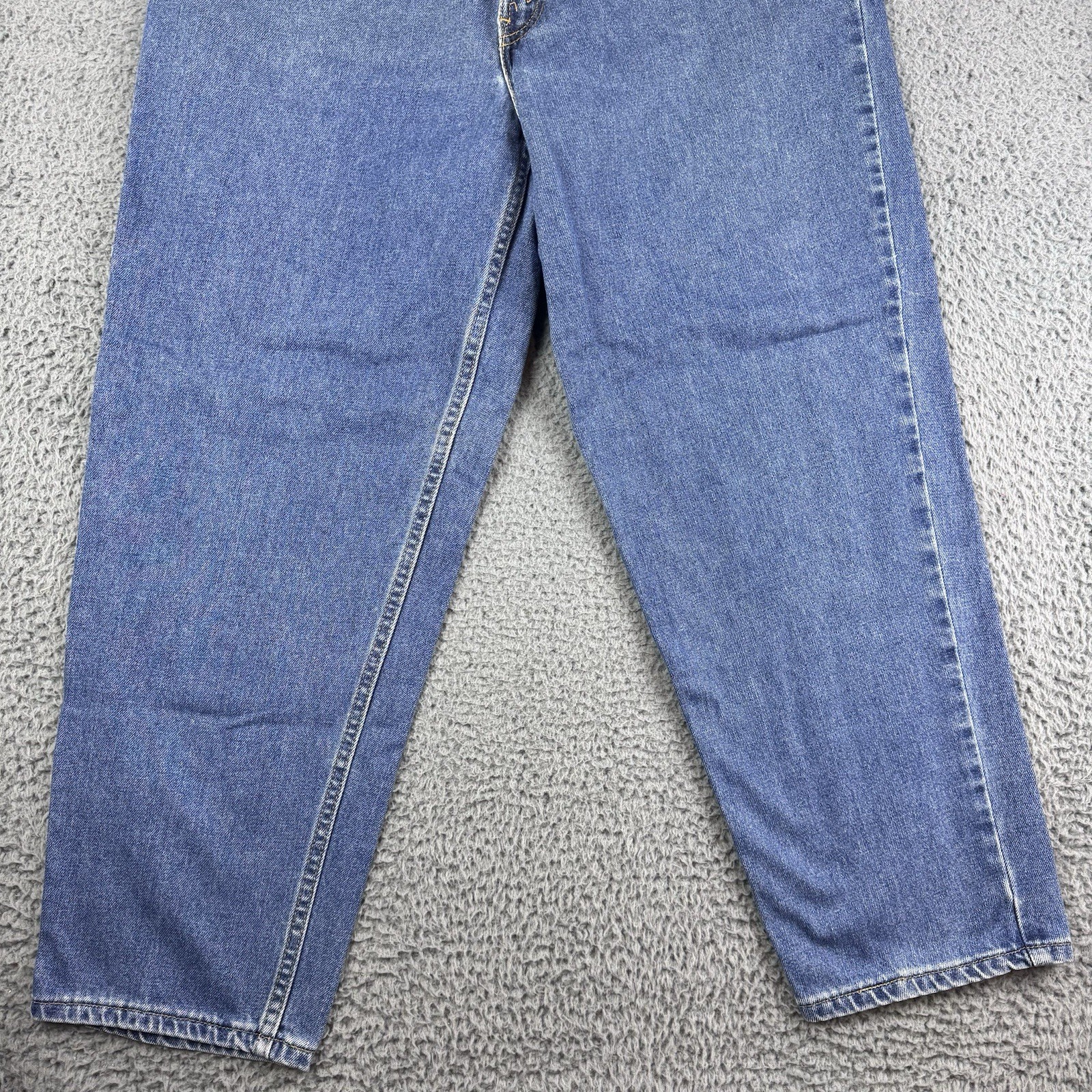 Levi's 560 Jeans Mens 38x30 Denim Medium Wash Blue Actual 37x28.5 Comfort Fit thumbnail 6