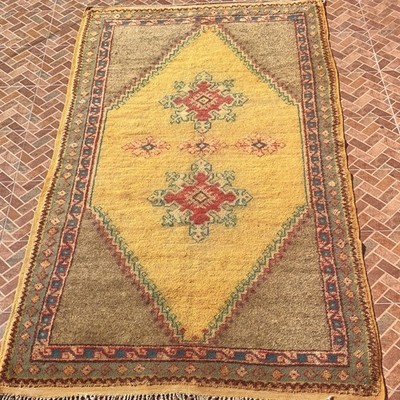 Vintage Moroccan  Rug  Handmade Berber Rug 130x230cm Natural Wool  (video)