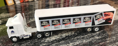 Ertl Mack Ultra-Liner With Sleeper Semi Truck & Trailer MILES Alka-Seltzer