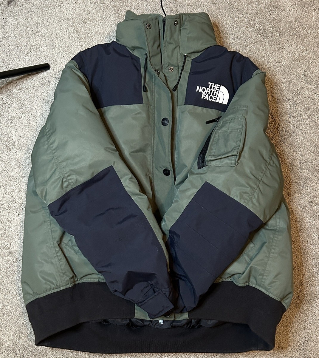 RARE Sacai x The North Face Bomber Parka size Medium Bomber RARE Sacai x The North Face Bomber Parka size Medium Bomber