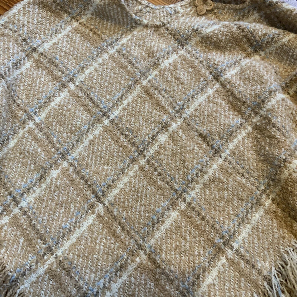 Boyne Valley Weavers of Ireland Wool-Blend Soft Tan Plaid Fringed Poncho - Image 4 of 4