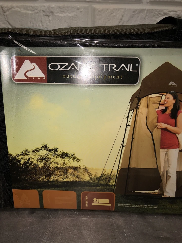 7’ Ozark Trail Outdoor Shower Tent Room Privacy Portable Camping WMT-4040 - Image 2 of 4