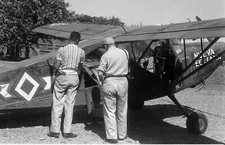 WW2 WWII Photo World War Two / Post War Scenes from the Phillipines Leyte / 8506