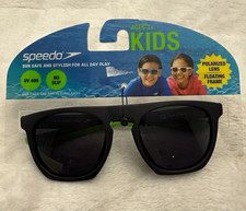 Speedo Boys Square Polarized UV400 Floating No Slip Sunglasses Black/Green
