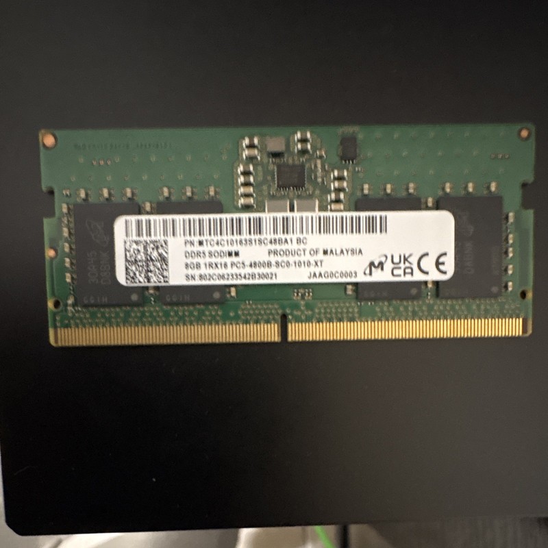 Micron 8GB DDR5 SO-DIMM 262-Pin PC5-4800B Non-ECC RAM MTC4C10163S1SC48BA1