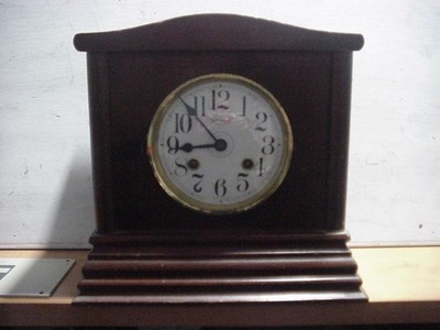 Vintage New England Clock Co., Mantle Clock w/ floating balance movement & Key