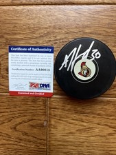 Curious About Andrew Hammond Rookie Cards? There Aren't Many. 16