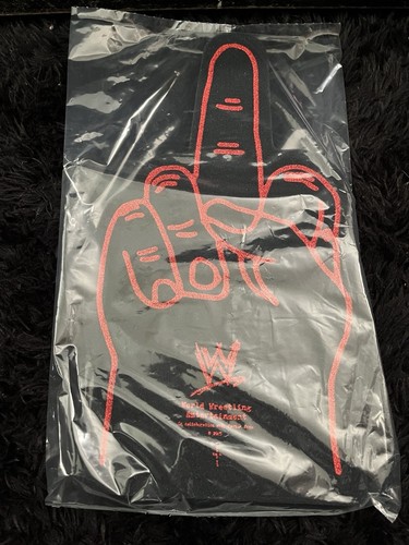 Travis Scott x WWE Wrestling Is Real Foam Finger NO BYSTANDERS IN HAND SEALED - Picture 4 of 6