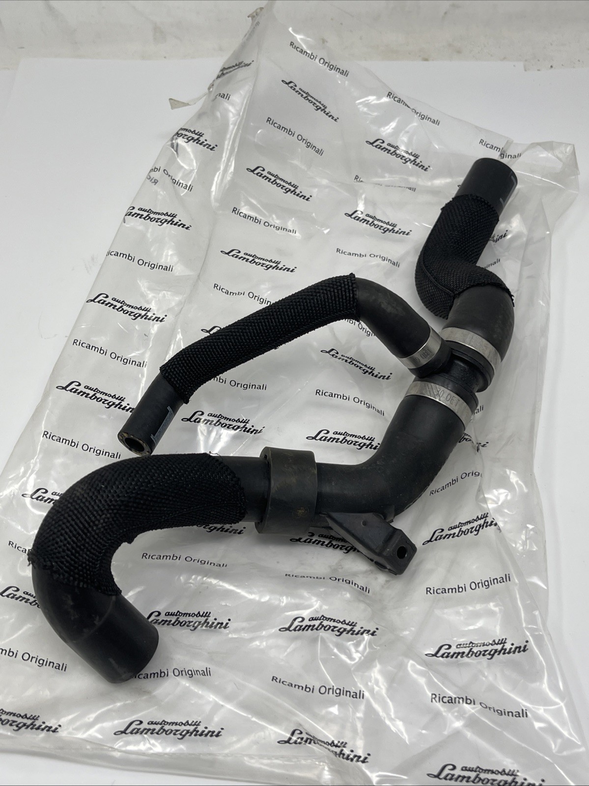 OEM Lamborghini Huracan Coolant Hose Water Pipe 4S0819342A, ME94S0819342A, New