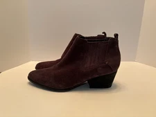 Crown Vintage Boots 8 Ankle Booties PURPLE Leather Suede Western Festival Boho