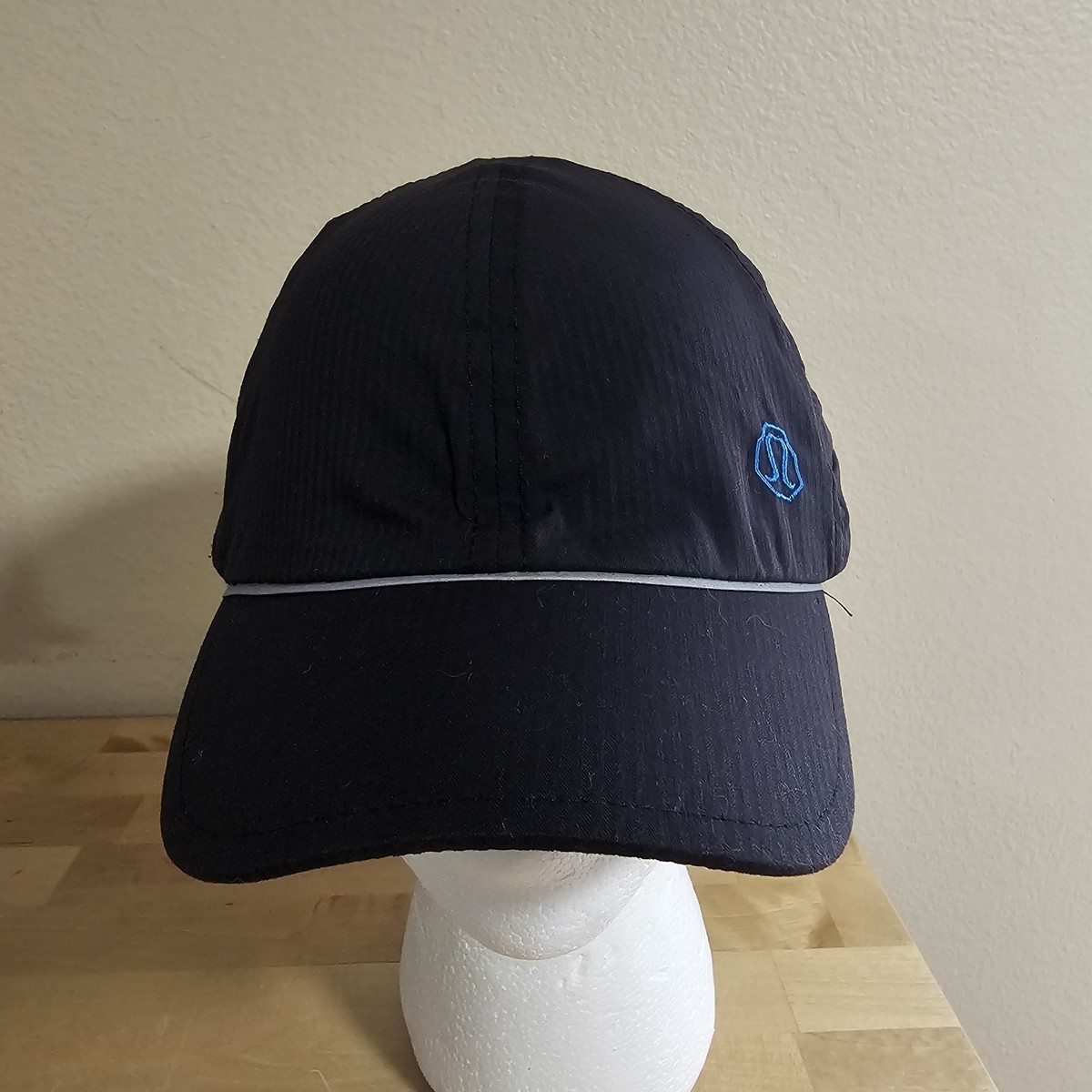 Lululemon Lightspeed Run Hat Black Casual Athletic Zipper  display picture 2