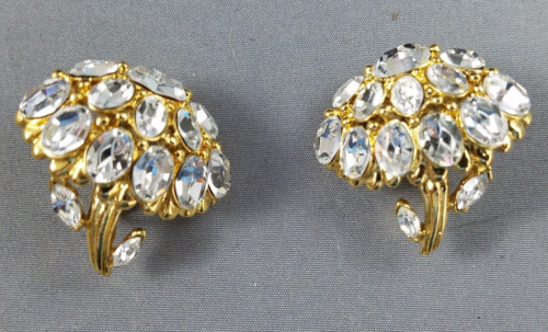 Vintage Gold tone Flower Earrings Clips w/ Sparkl… - image 1